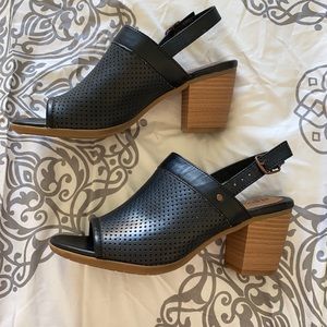 Never Worn Cute Leather Peep Toe Heels/Sandals